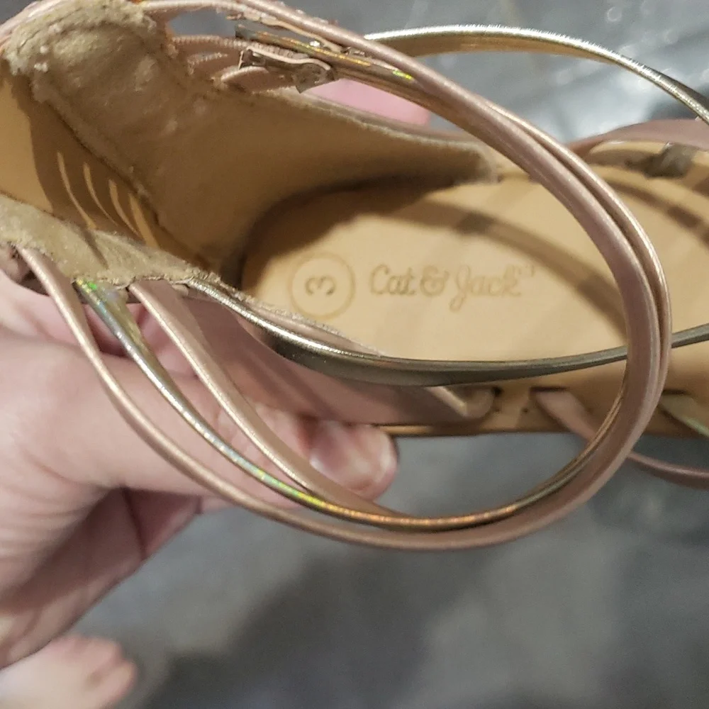 Cat & Jack Rose Gold‎ Metallic Zipper Back Ankle Strap Roman Sandals Girl’s 3